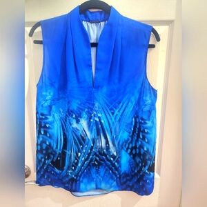 Elie Tahari blouse beautiful piece